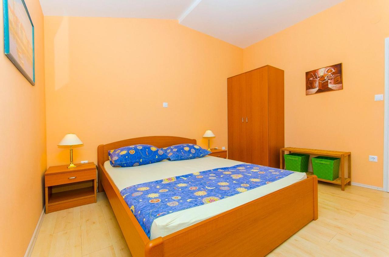 Apartments Kazimir Nečujam Zewnętrze zdjęcie